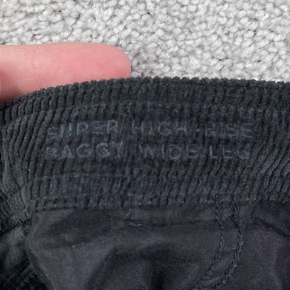 American Eagle Pants Womens 10 Black Corduroy High Rise Baggy Wide Leg Cargo - Picture 15 of 16